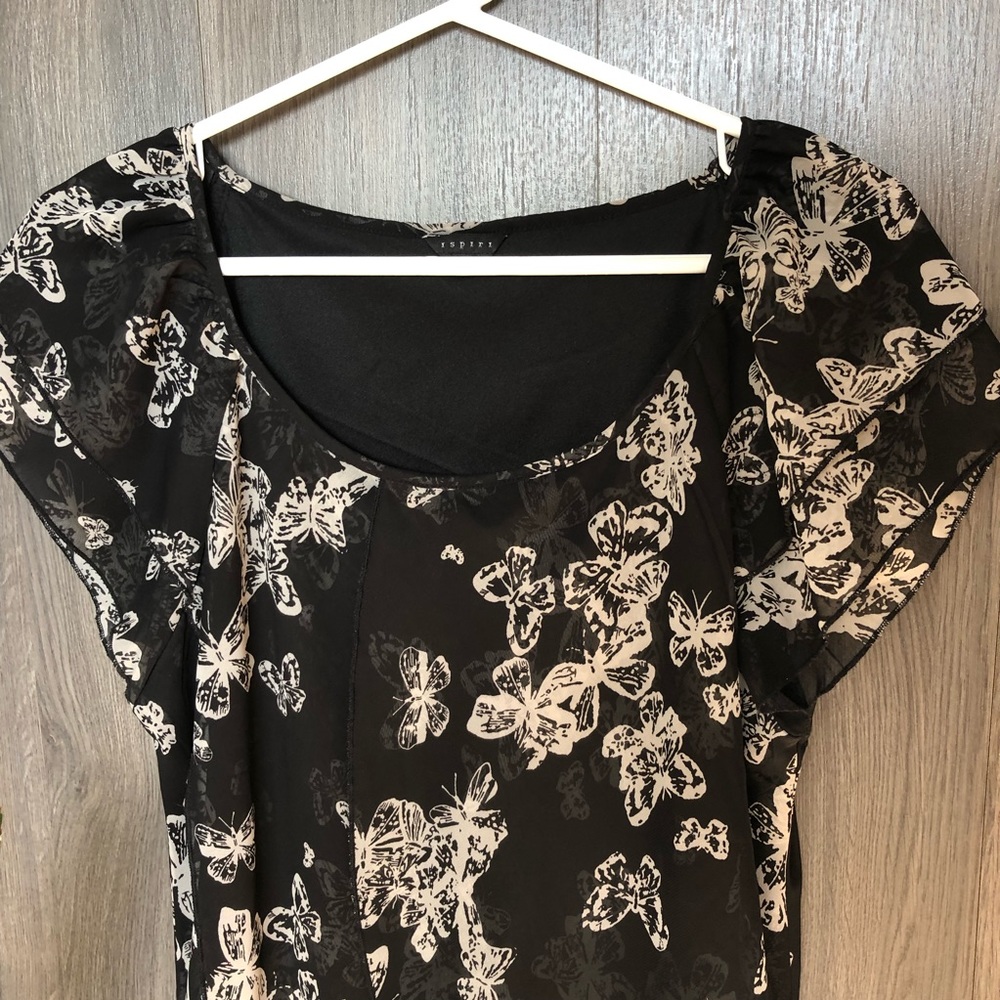 Cap Sleeve Butterfly Blouse - Picture 9 of 13